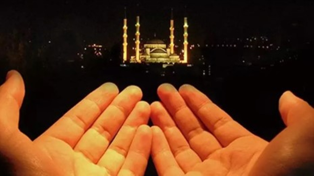 Berat Kandili tarihi! 2025 Diyanet Takvimi Berat Kandili