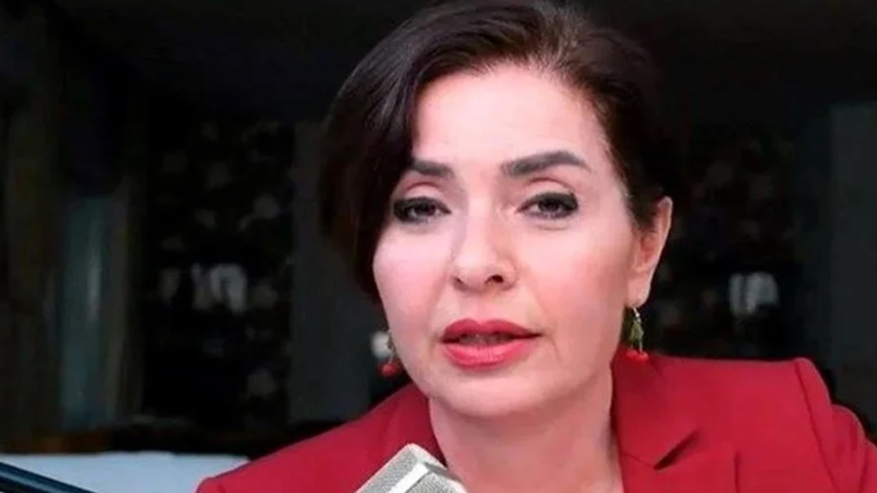Gazeteci Özlem Gürses’in ev hapsi kaldırıldı